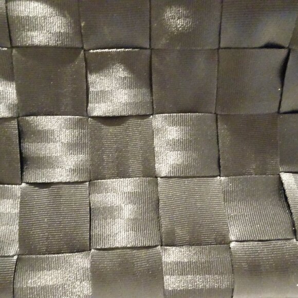 HARVEY'S The Original Seatbelt Black Tote Bag 10"x12" Two Handles Large - Picture 2 of 7